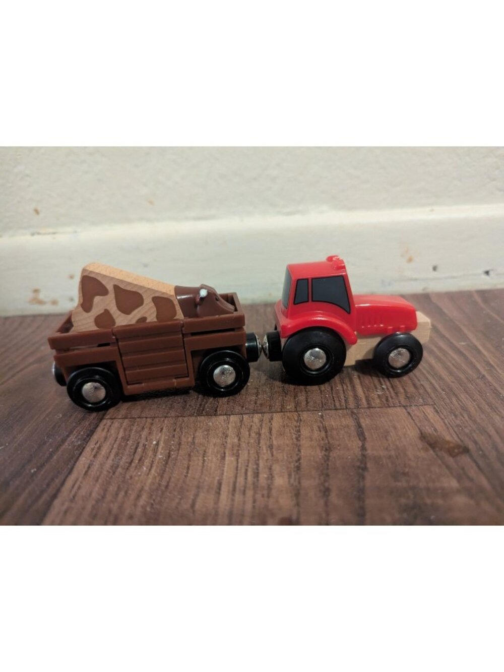 Brio Cow, Tractor And Trailer Replacement Pieces Train Track
